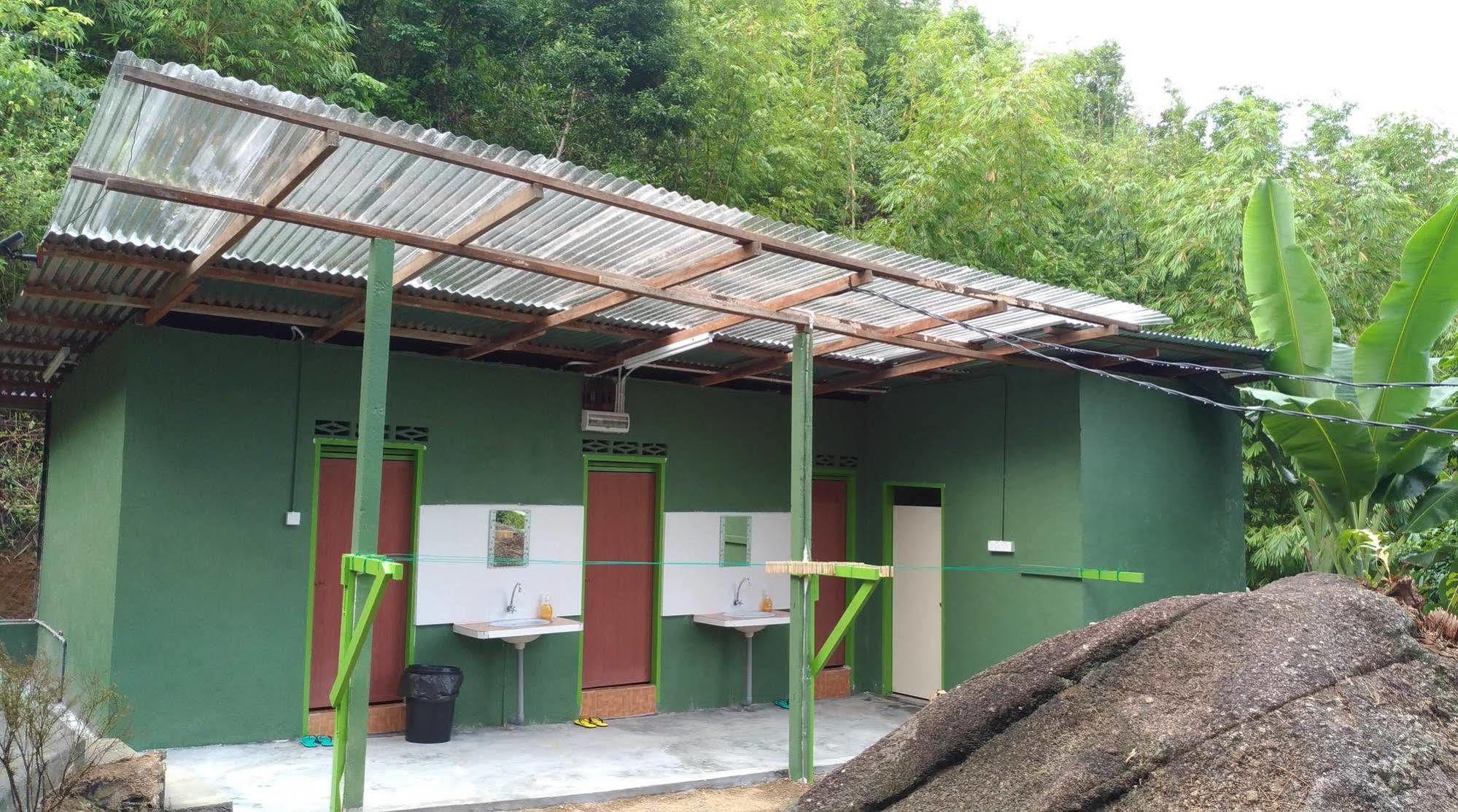 Rain Forest Inn Ringlet Exterior photo